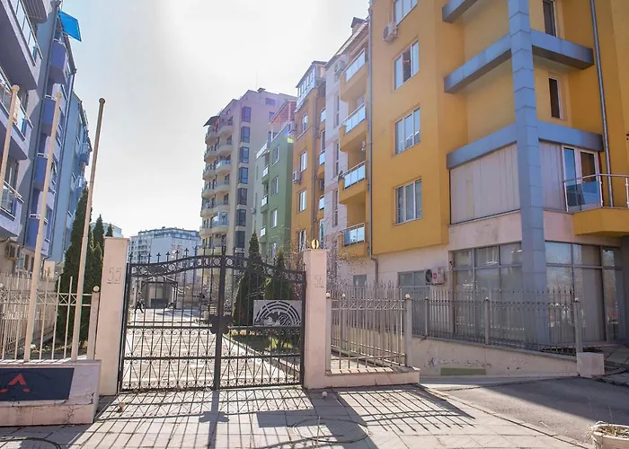 Flower House 1 София