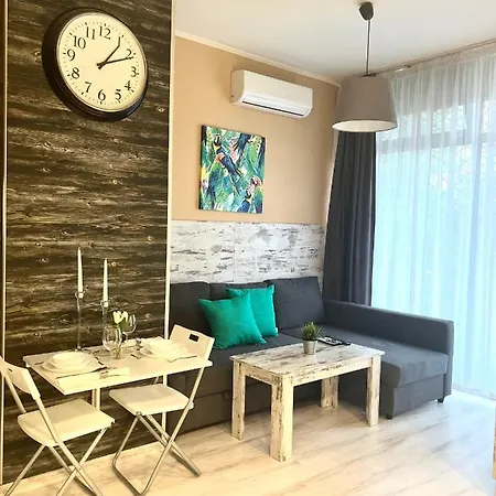 Apartament Flower House 1 *